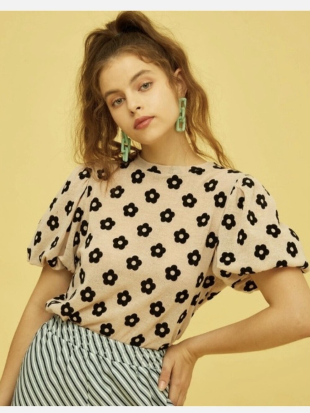 Flower Pattern Top puff sleeve Sz M
